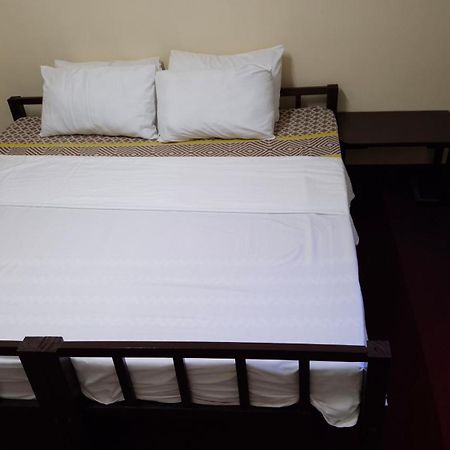 Cool Martin Family Hotel And Resort Bacoor Екстер'єр фото